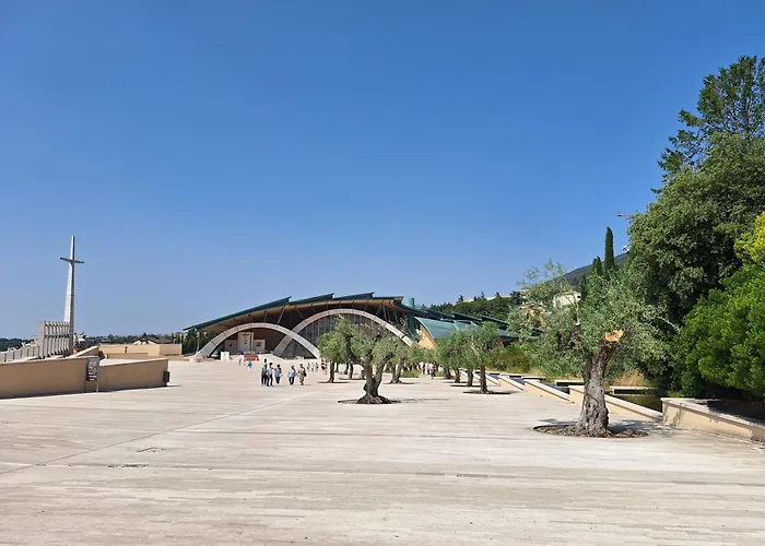 Solaria House And Comfort *